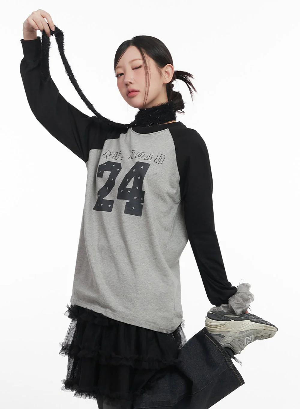 24 Graphic Long-Sleeve T-Shirt IM528 - Image 3