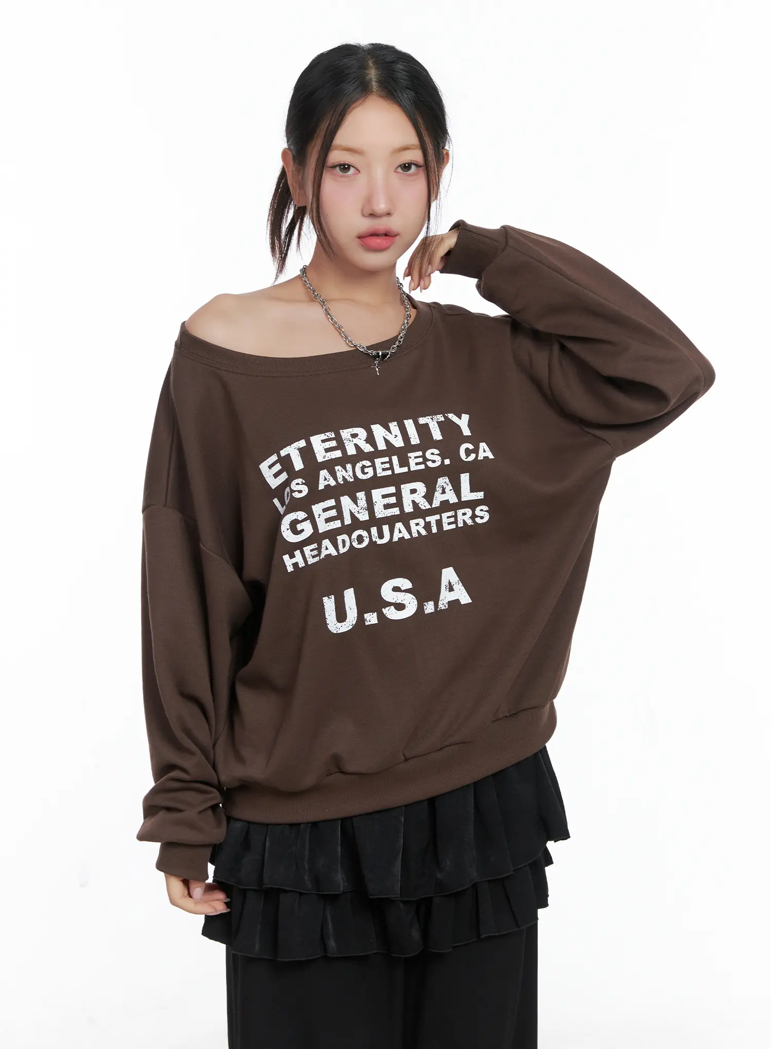 98 Graphic Off-Shoulder Sweatshirt CS502 - Image 11