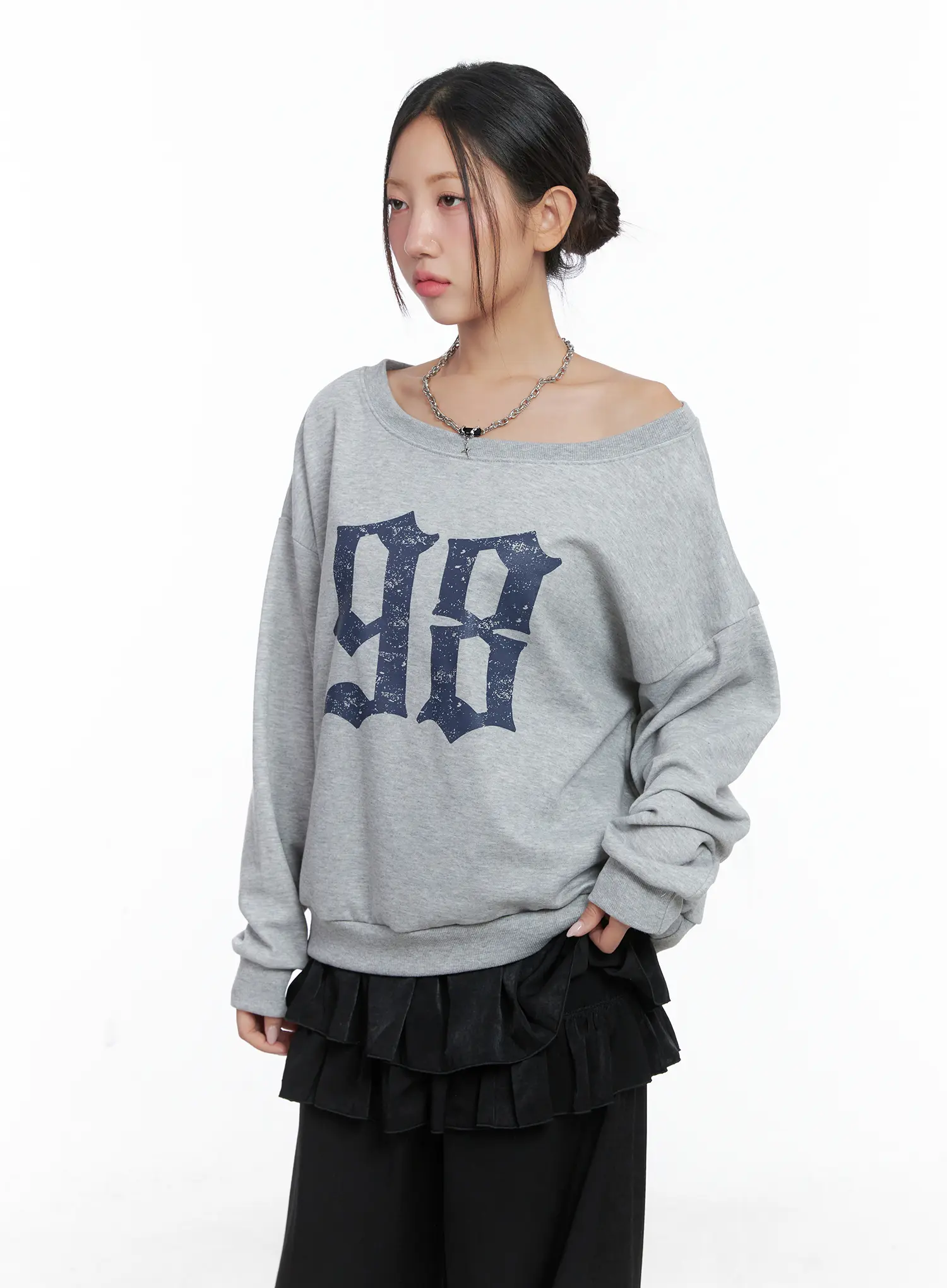 98 Graphic Off-Shoulder Sweatshirt CS502 - Image 4