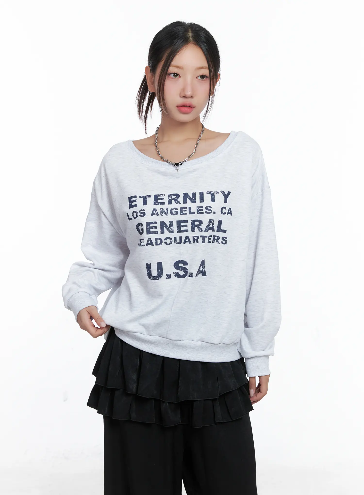 98 Graphic Off-Shoulder Sweatshirt CS502 - Image 9