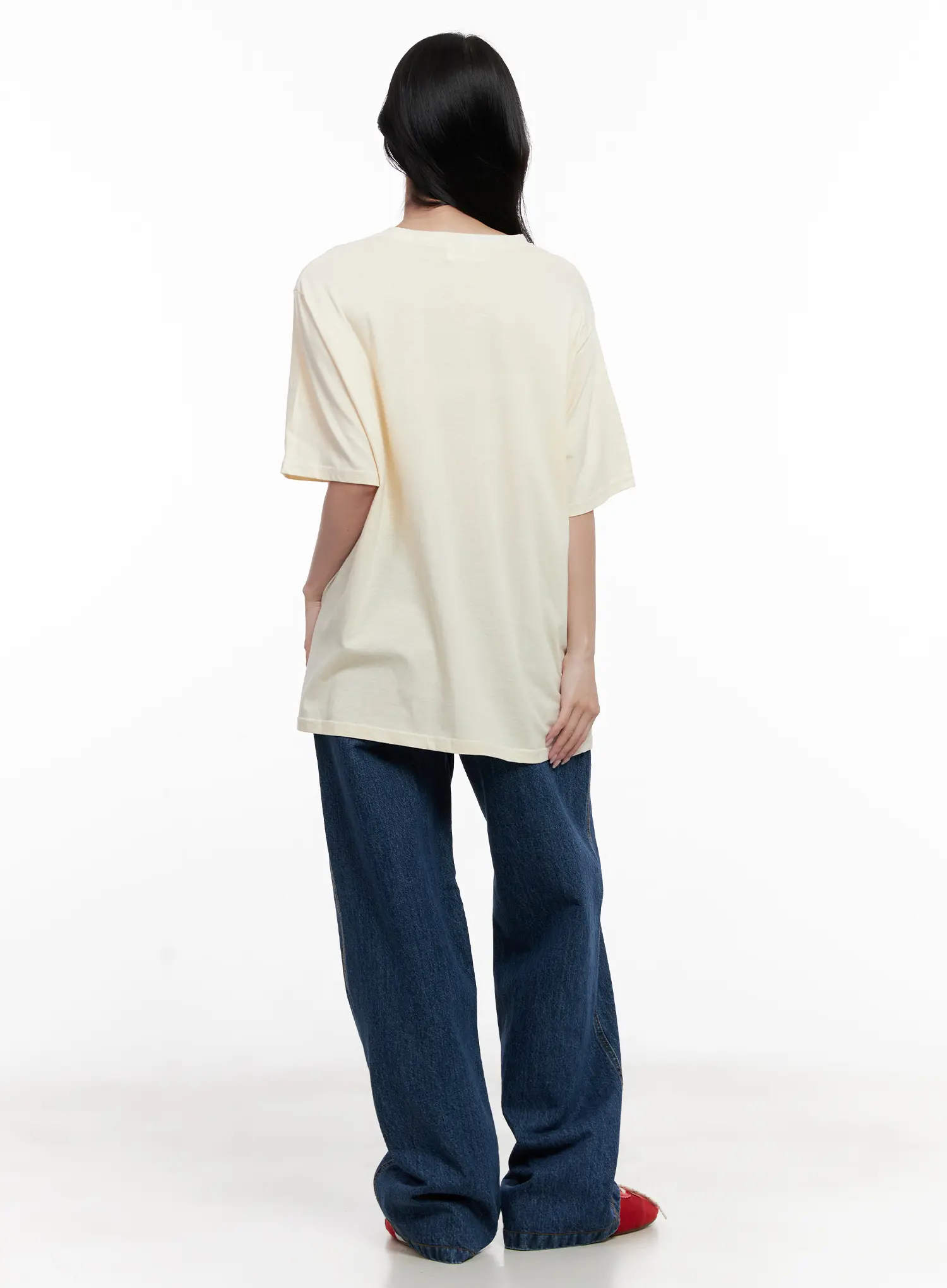 Ahyeon Classic Relaxed-Fit Denim Jeans CL515 - Image 4
