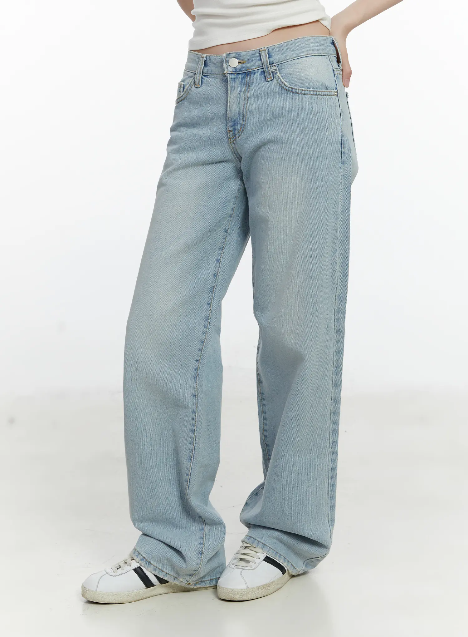 Andi Low Rise Wide Leg Jeans F502 - Image 5