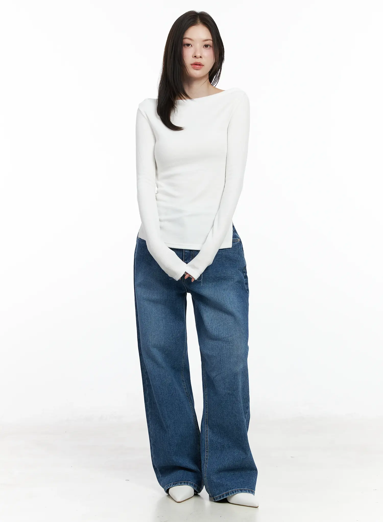 Anycia Wide-Fit Jeans IF524 - Image 6