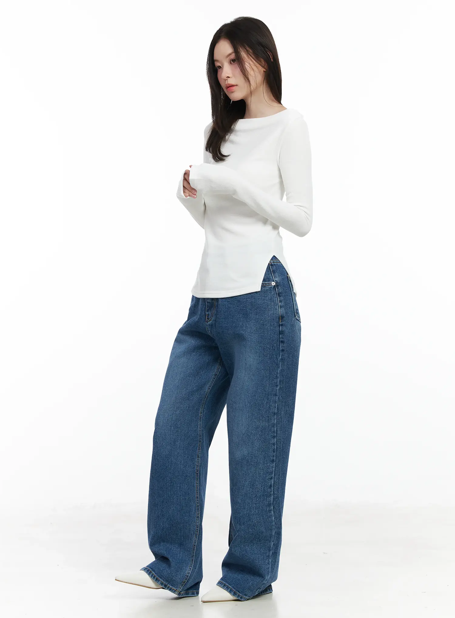 Anycia Wide-Fit Jeans IF524 - Image 7