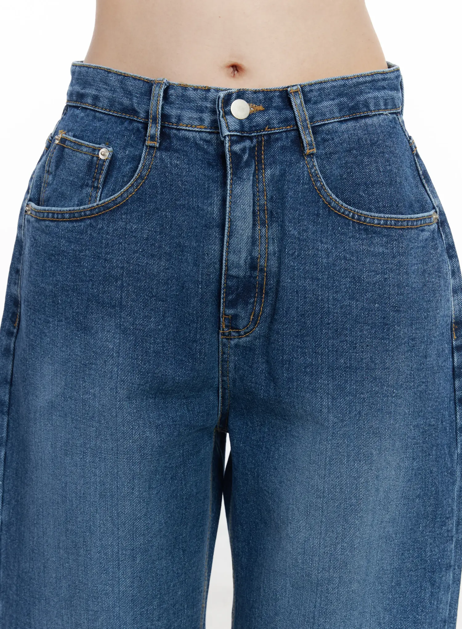 Anycia Wide-Fit Jeans IF524 - Image 8