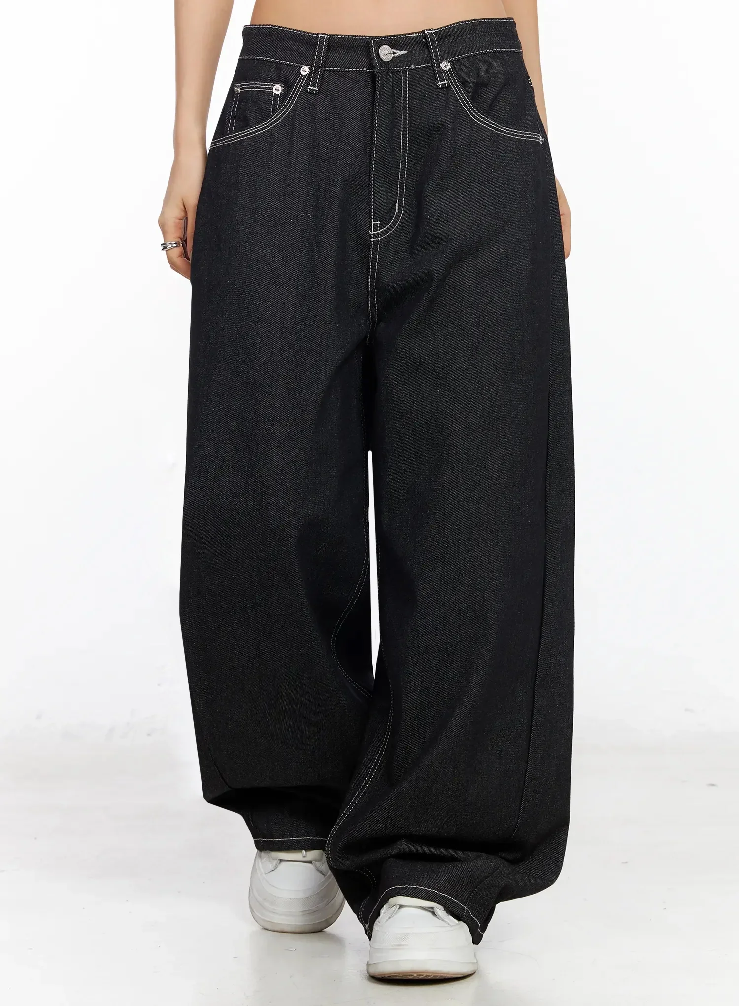 Arlet Wide-Leg Black Jeans CA513 - Image 10