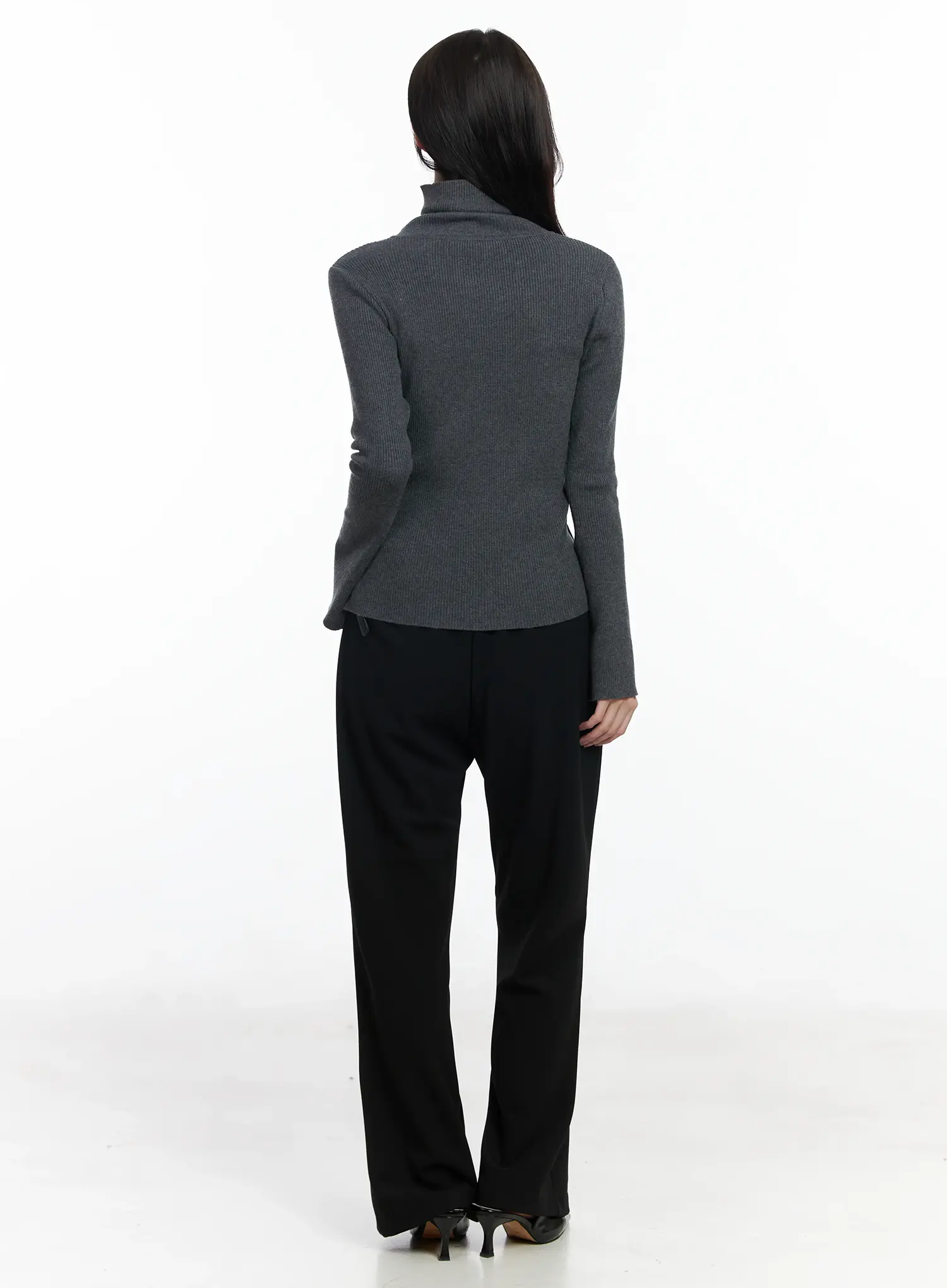 Asymmetric Buttoned Knit Top IJ529 - Image 4