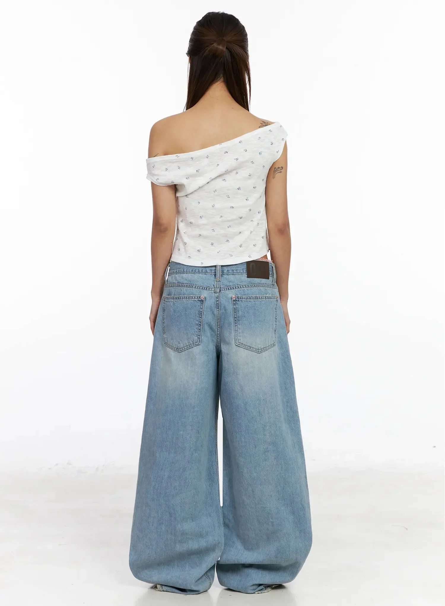 Asymmetric Floral Off-Shoulder Crop Top IY514 - Image 11