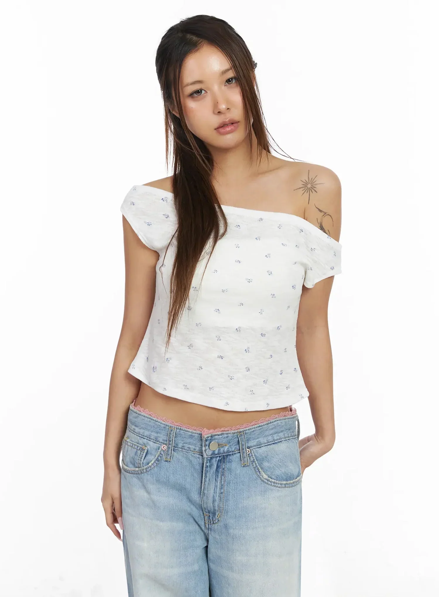 Asymmetric Floral Off-Shoulder Crop Top IY514 - Image 2