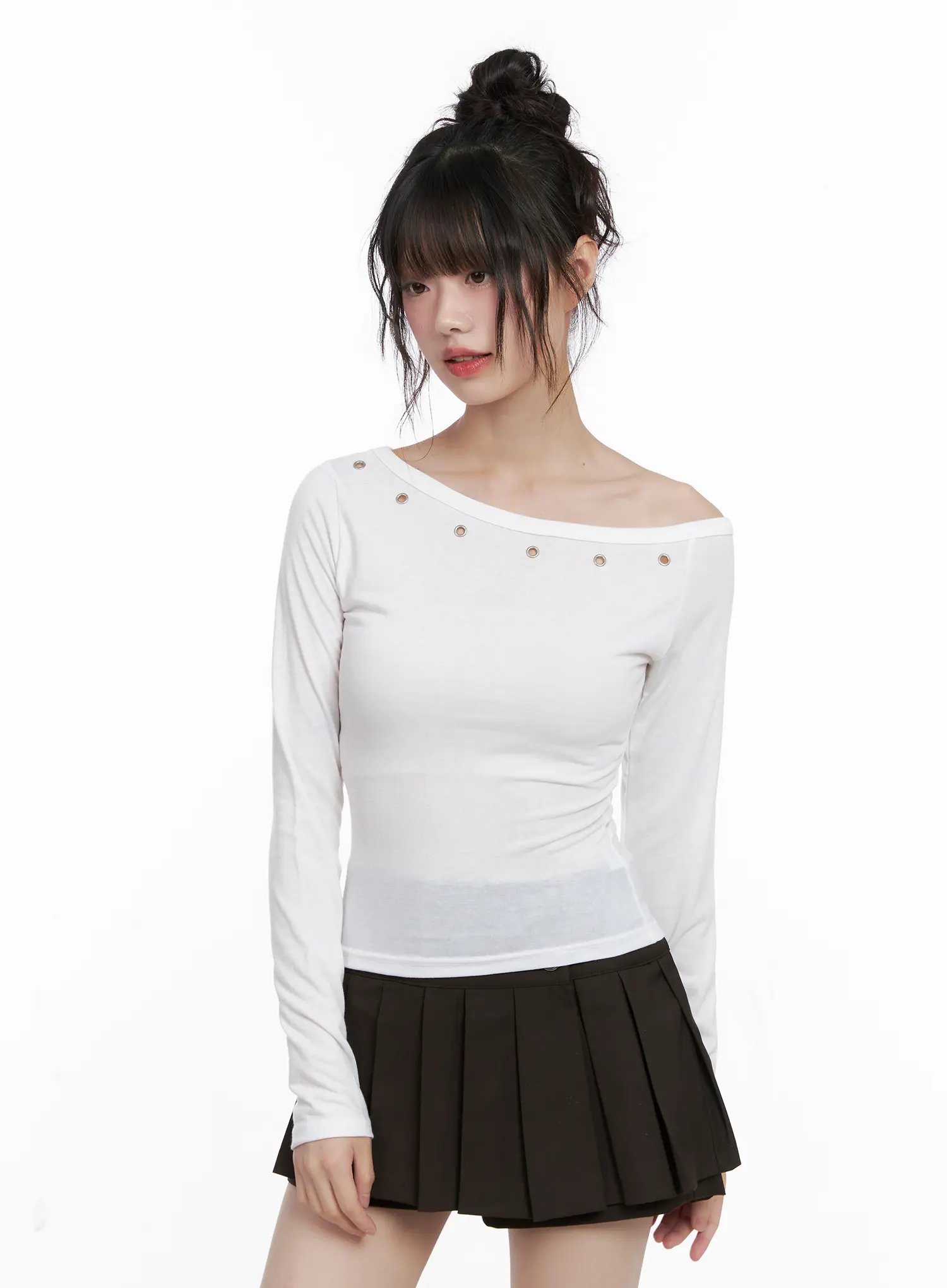 Asymmetrical Eyelet Long Sleeve Top CG519 - Image 9
