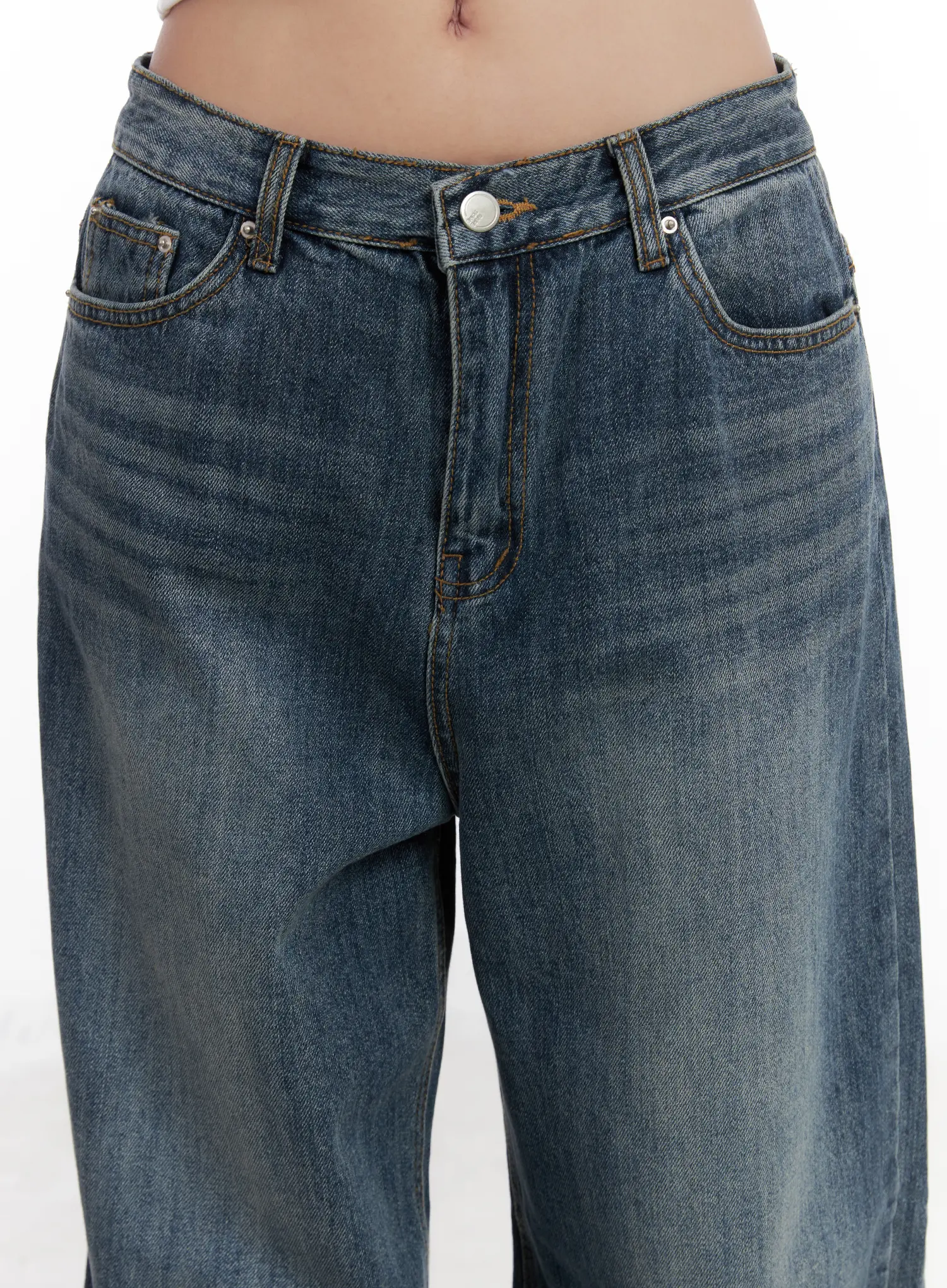 Aya Washed Baggy Jeans CN528 - Image 8
