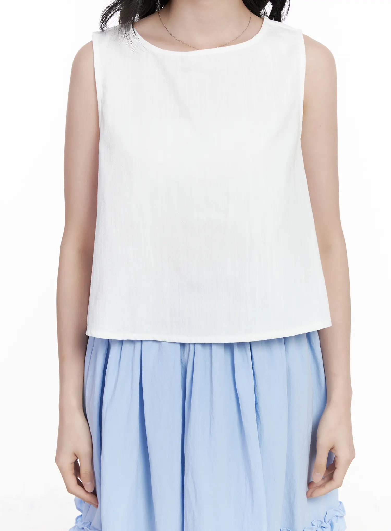Back Button Sleeveless Top CA509 - Image 5
