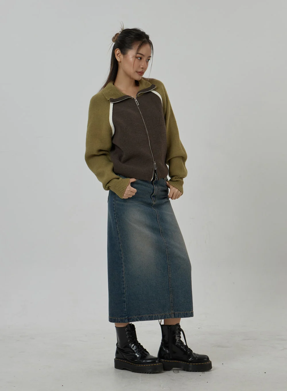 Back Slit Denim Maxi Skirt CD23 - Image 10