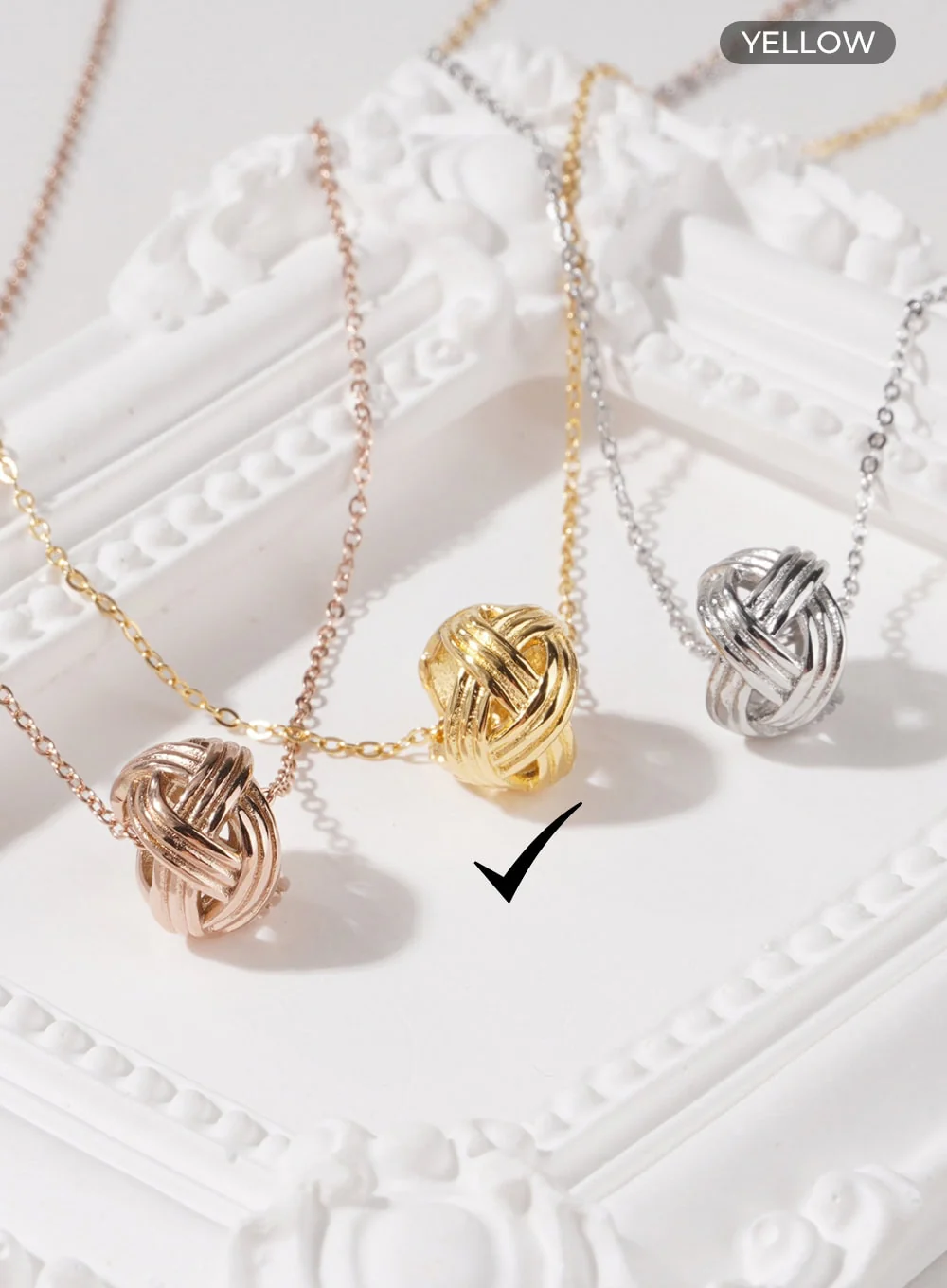 Ball of Yarn Necklace IL405 - Image 6