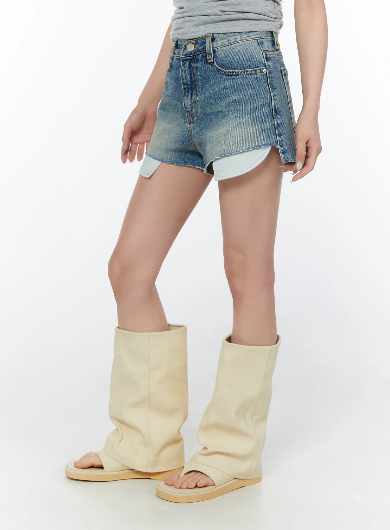 Basic High-Waist Denim Shorts CY514 - Image 4