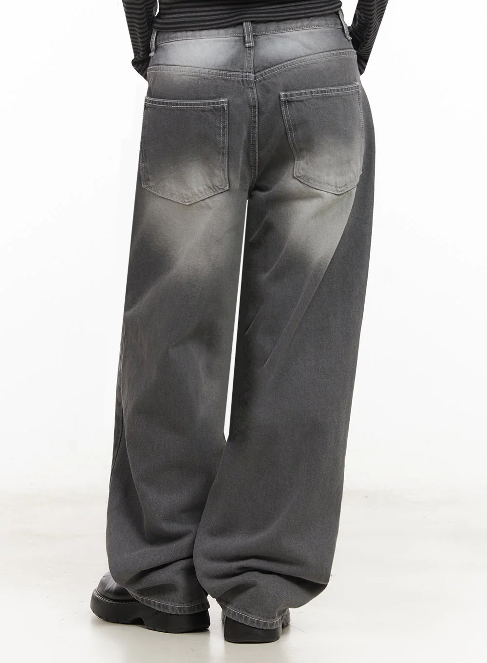 Becca Washed Straight-Leg Jeans IM524 - Image 11