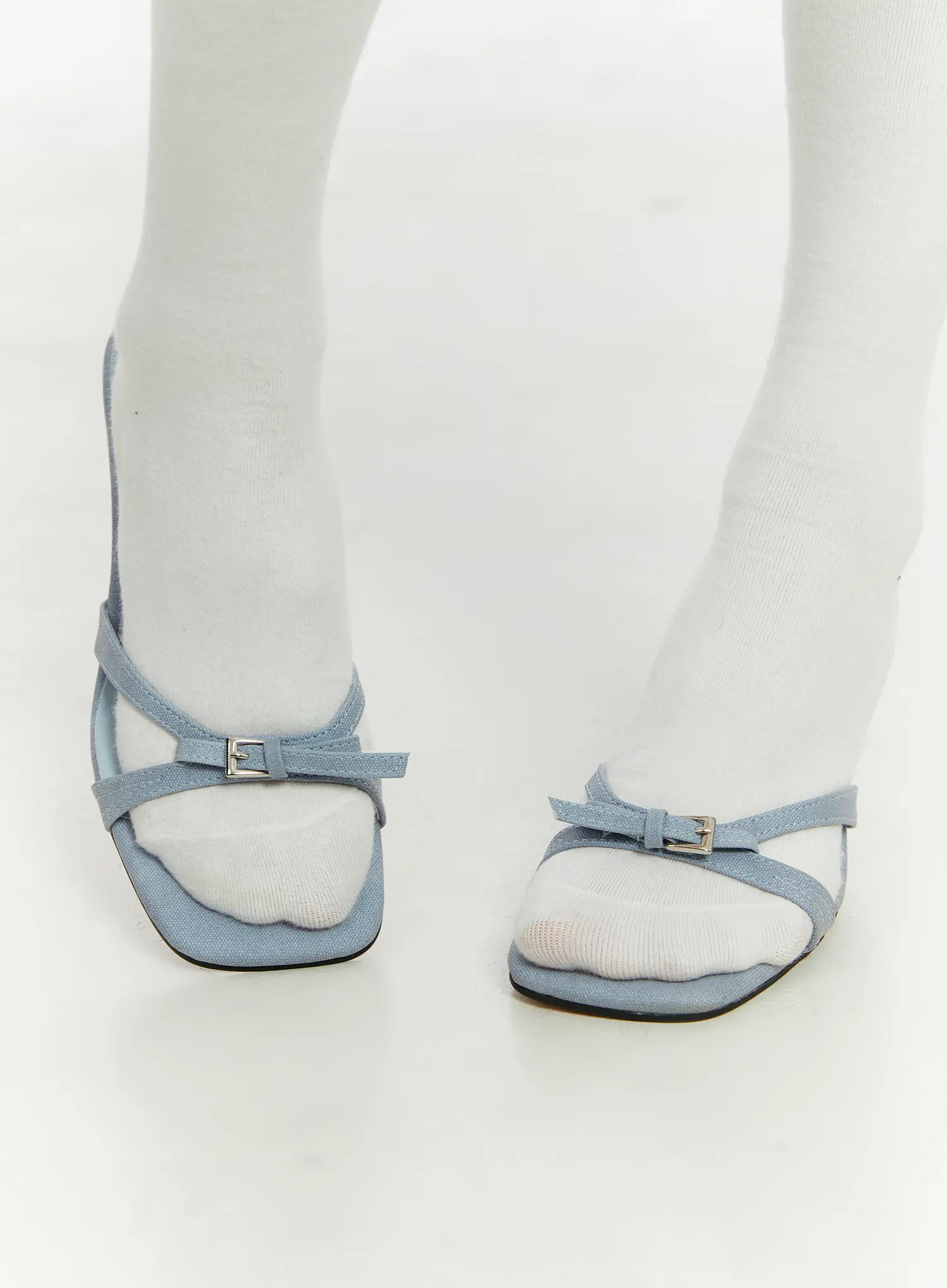 Belted Square Toe Heels CF510