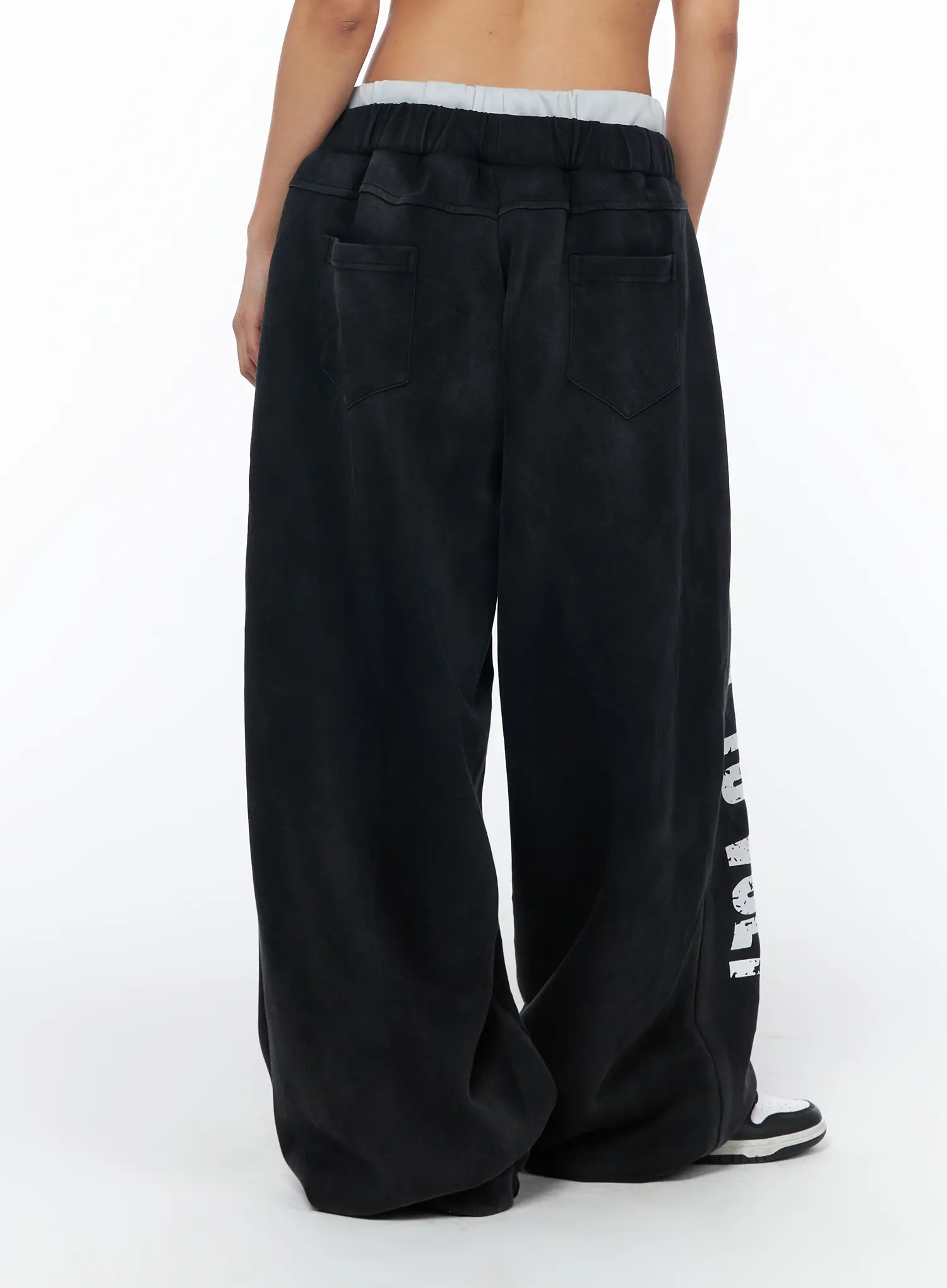 Bold Graphic Wide Leg Sweatpants CA517 - Image 4