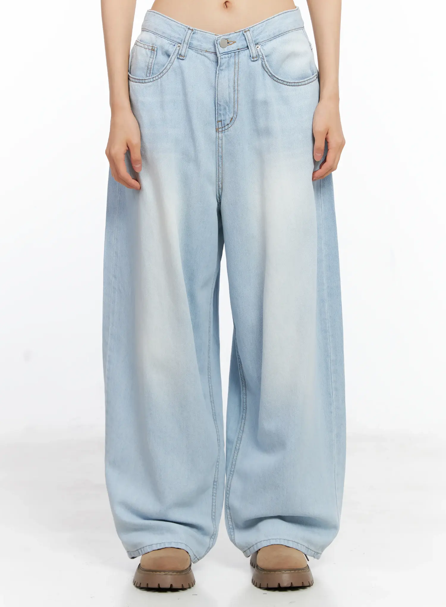 Bona Relaxed-Fit Denim Jeans CL529 - Image 2