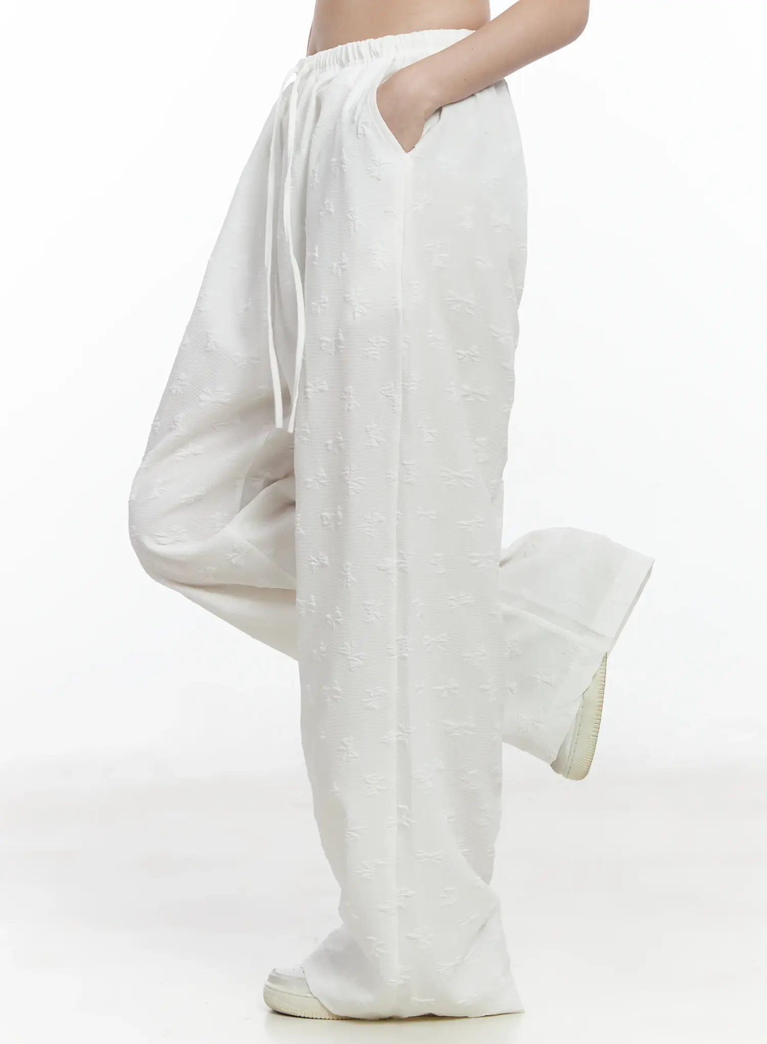Bow Embossed Wide Pants IF525 - Image 7