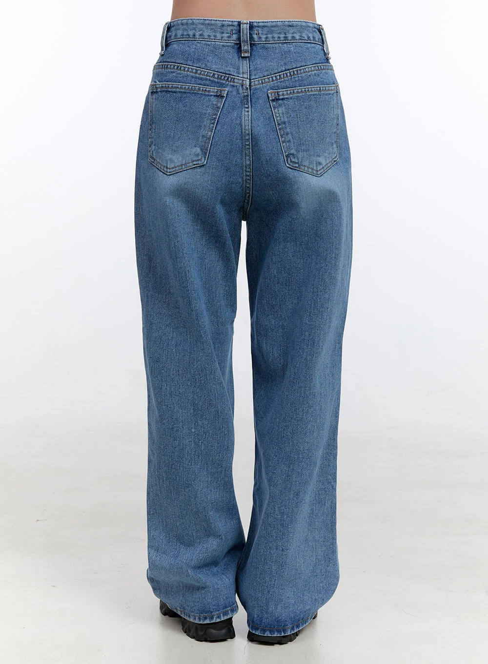 Brynn Light Washed Wide Leg Jeans OO407 - Image 5