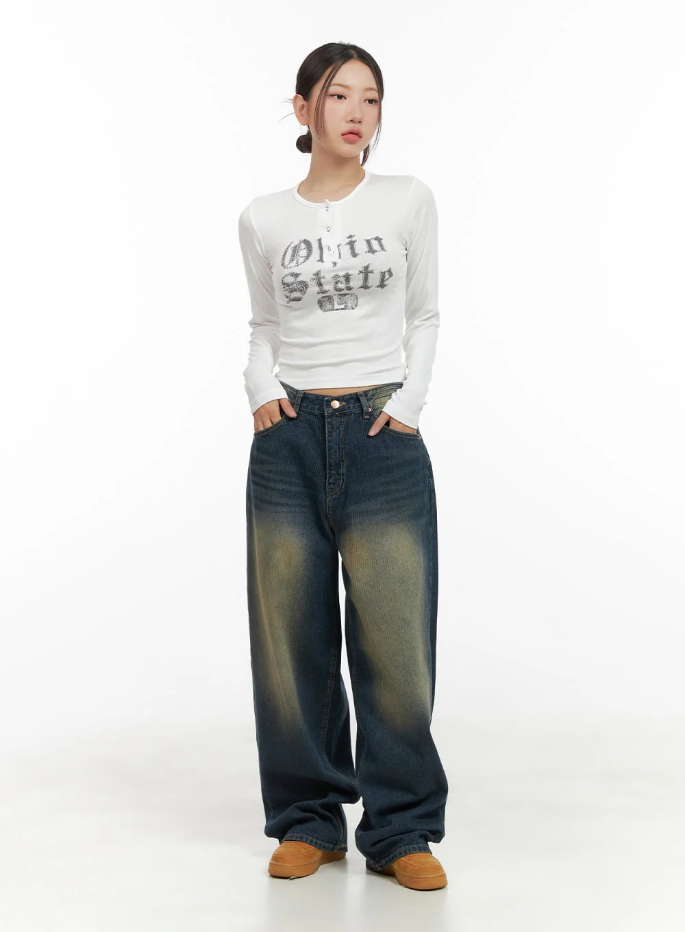 Buttoned Graphic Long Sleeve CG423 - Image 2