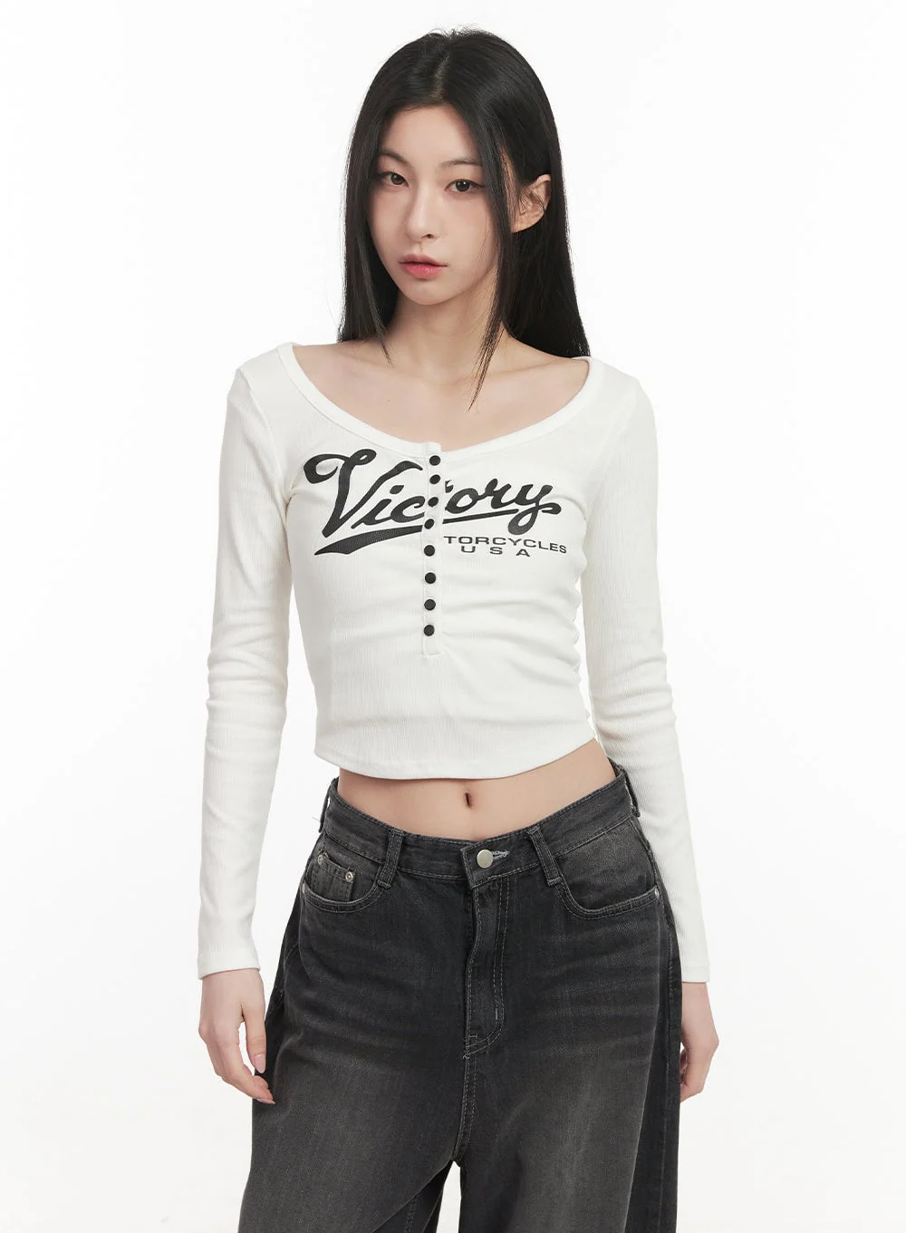 Buttoned Slim-Fit Crop Top CF514