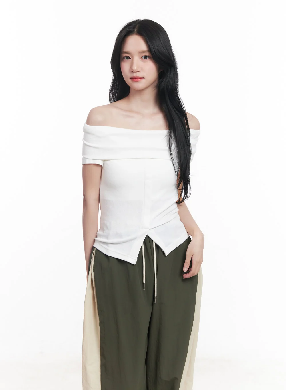 Buttoned Slit Off-Shoulder Crop Top CY526 - Image 10
