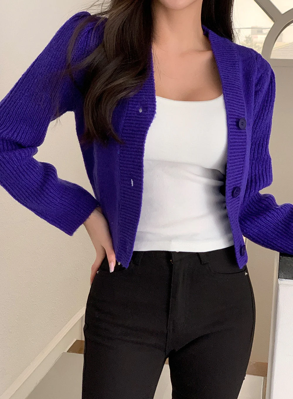 Cable Knit Cropped Cardigan J31 - Image 15