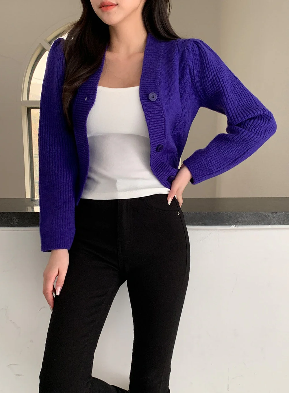 Cable Knit Cropped Cardigan J31 - Image 26