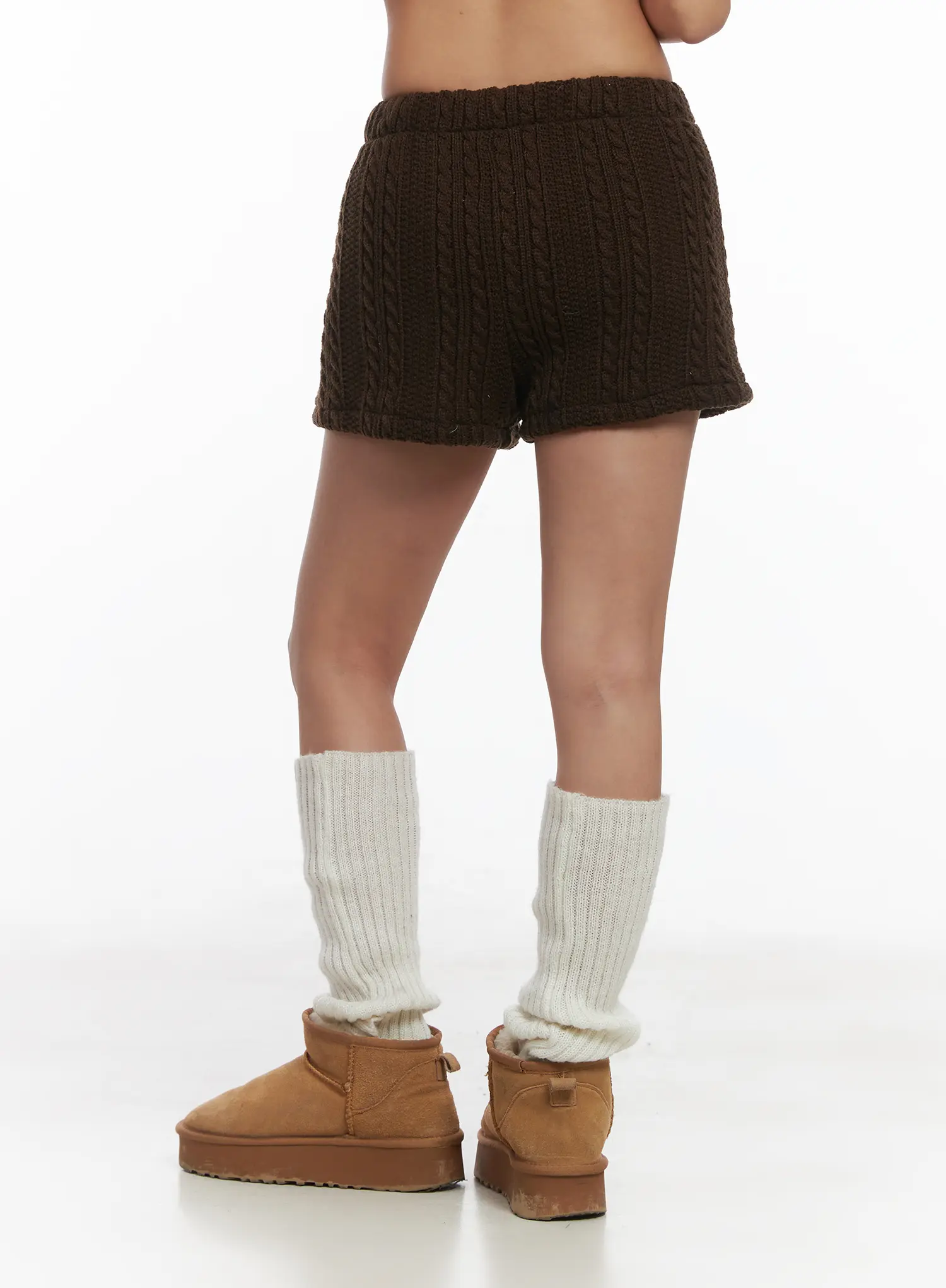 Cable Knit Pom-Pom Shorts CJ512 - Image 7