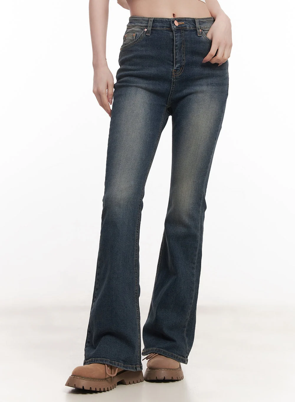 Camilla Washed Bootcut Jeans CM517 - Image 2