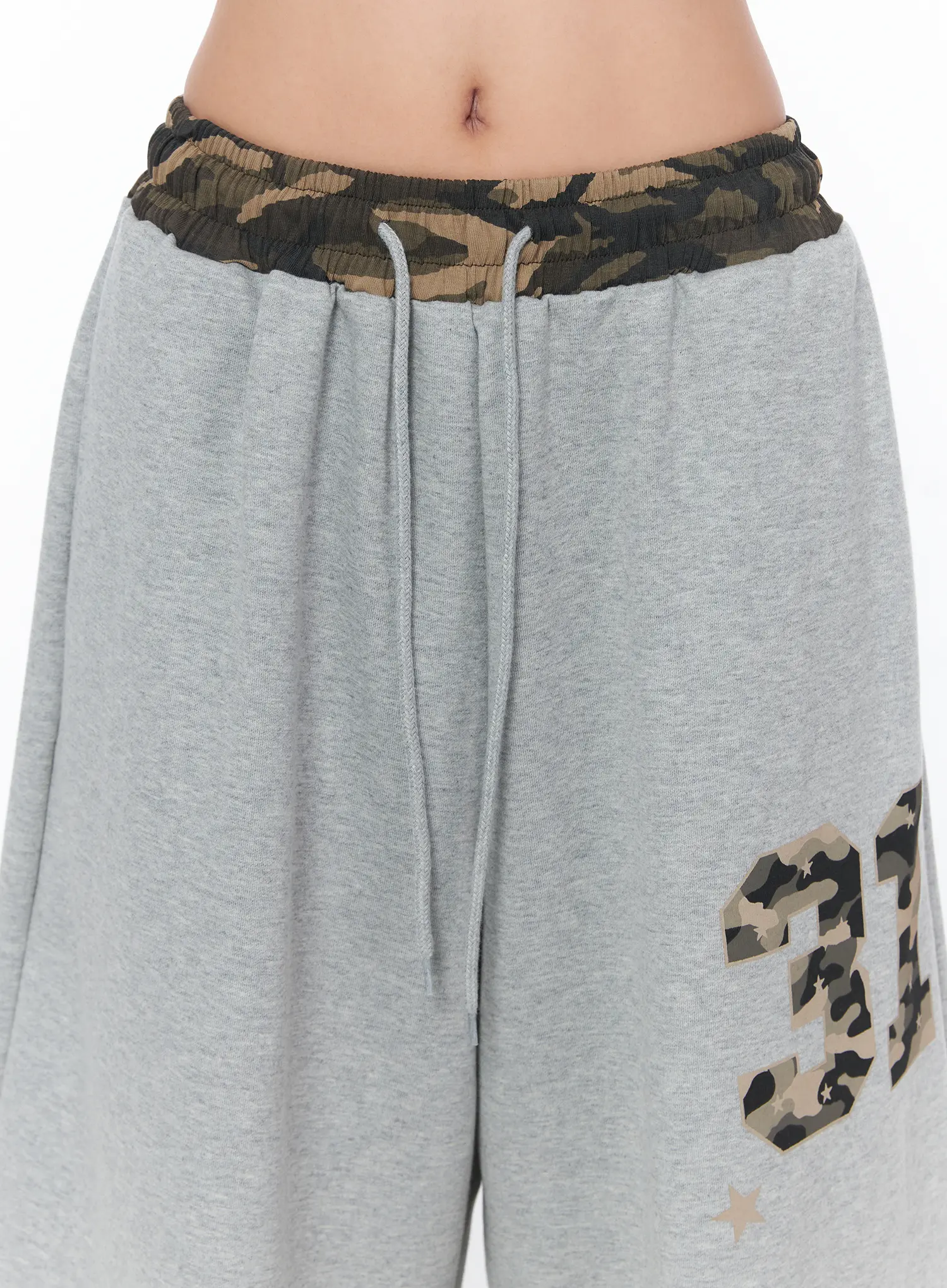 Camo Print Bermuda Shorts CY513 - Image 8