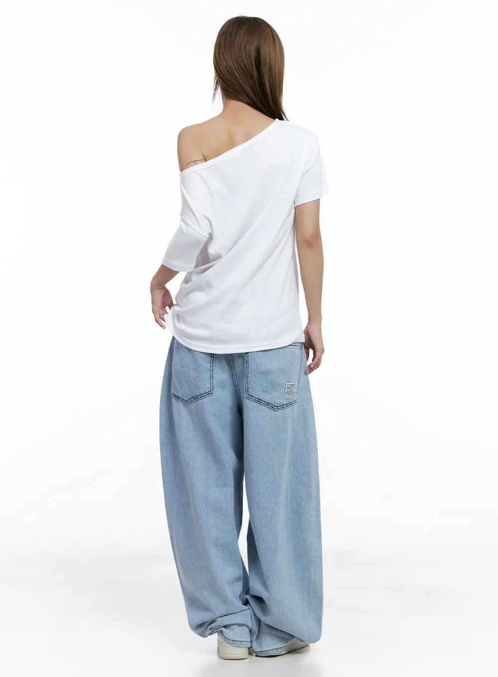 Casual Off-Shoulder Loose-Fit Tee CL511 - Image 7