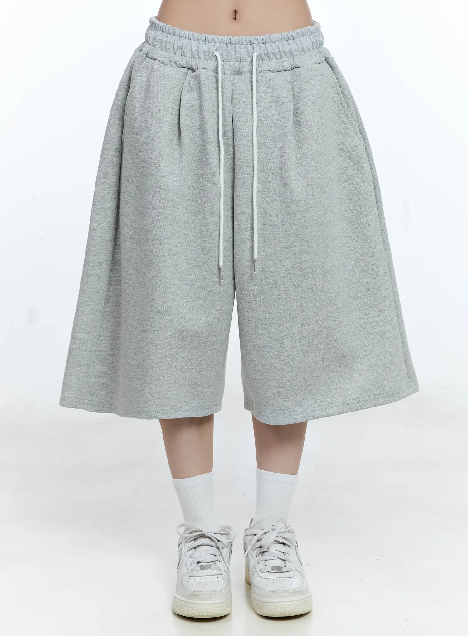 Casual Wide-Leg Bermuda Sweatshorts CG513