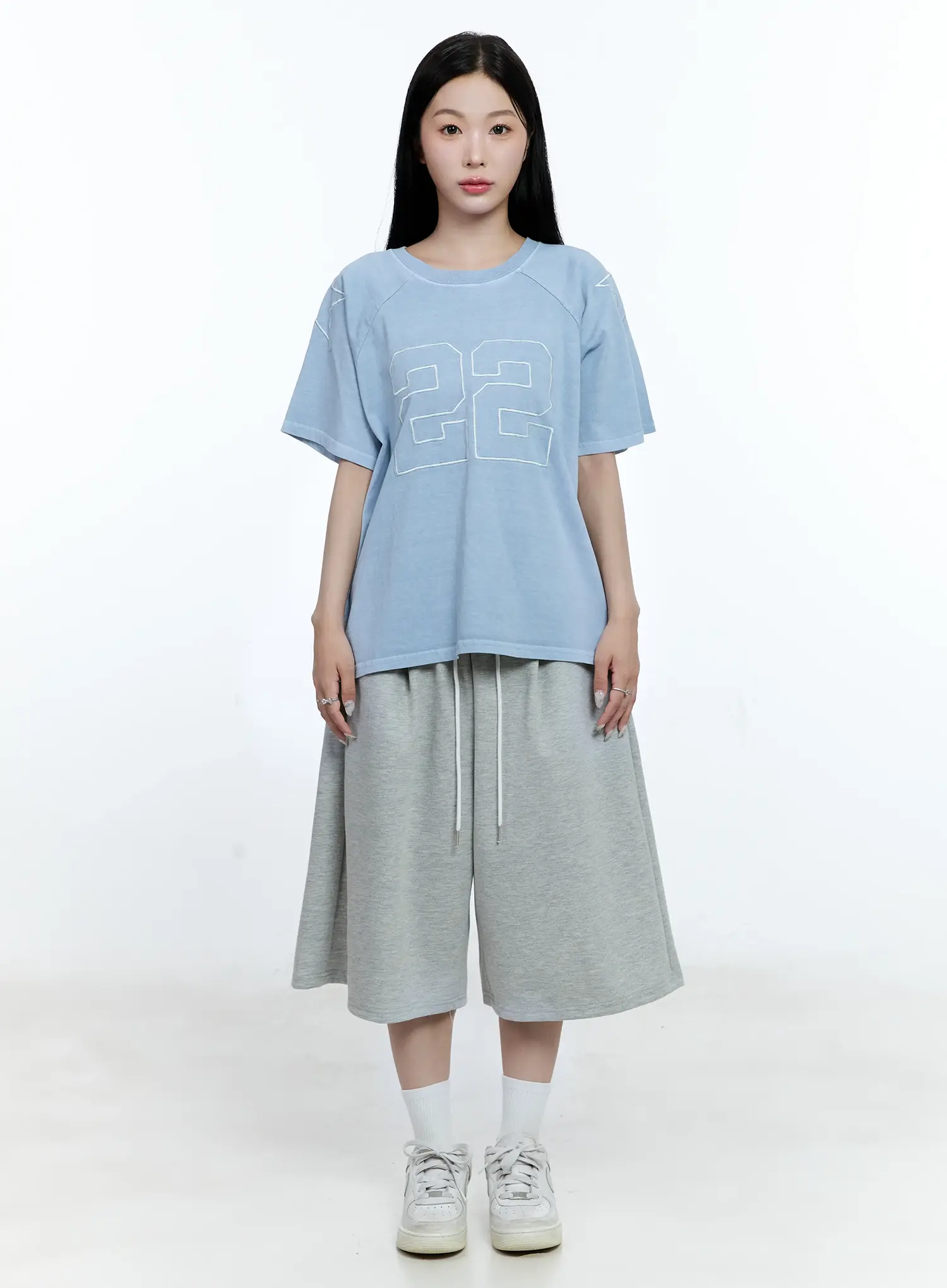 Casual Wide-Leg Bermuda Sweatshorts CG513 - Image 2