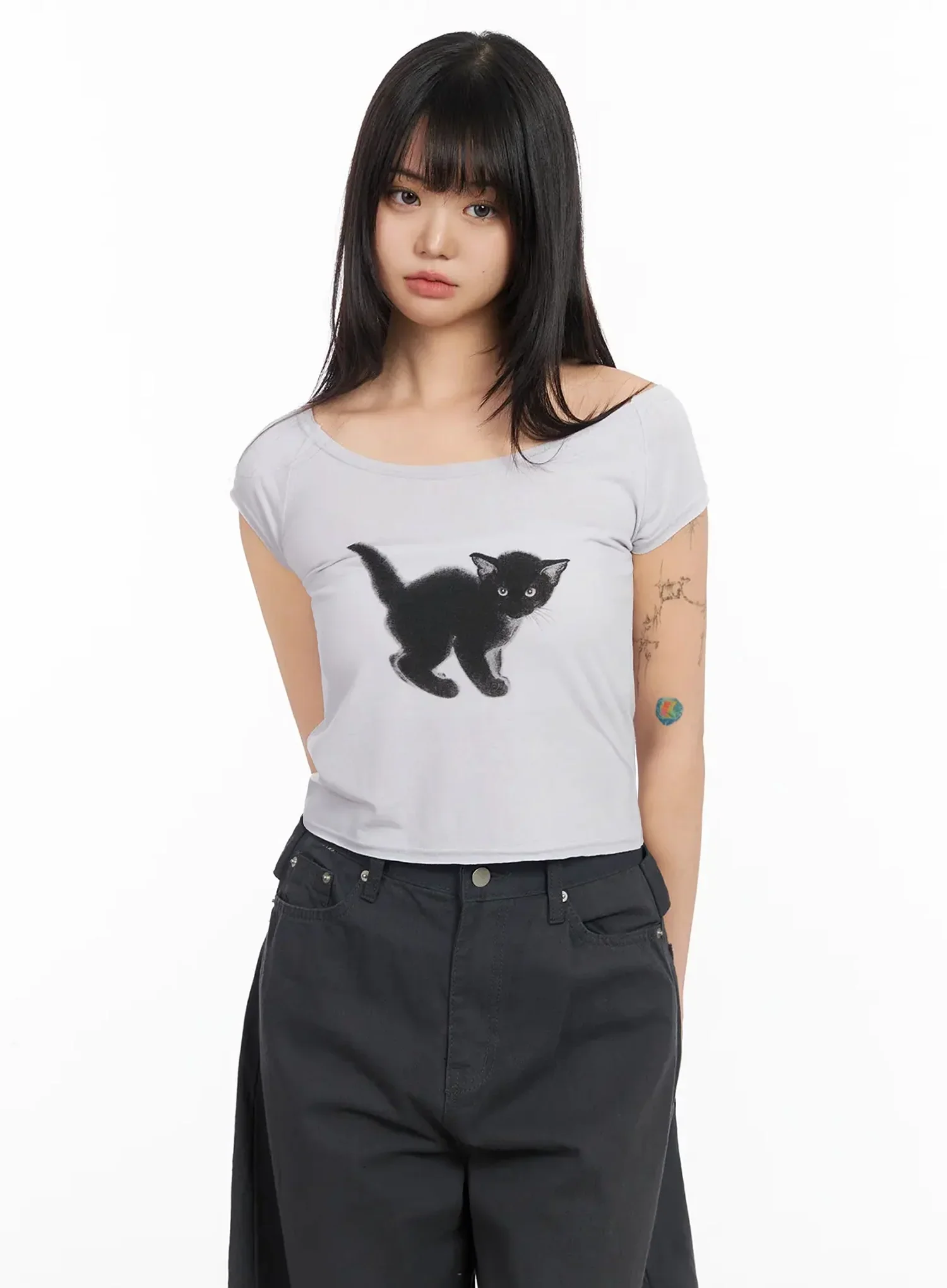 Cat Graphic Off-Shoulder Crop Top IA523 - Image 3