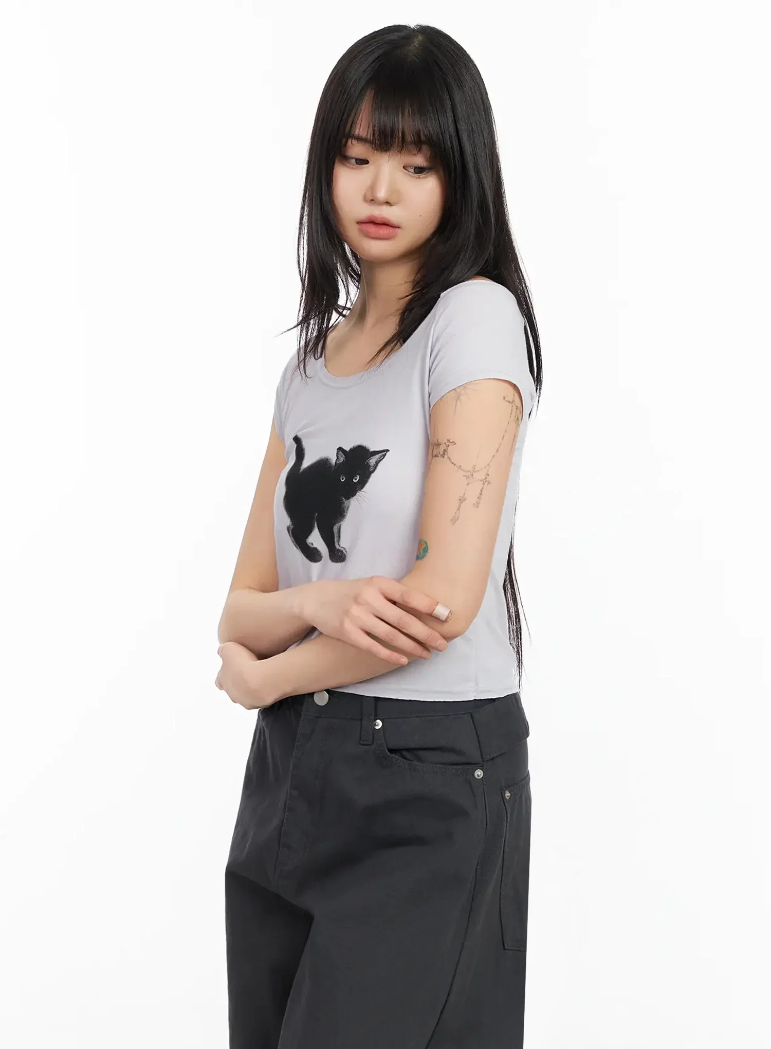Cat Graphic Off-Shoulder Crop Top IA523 - Image 8