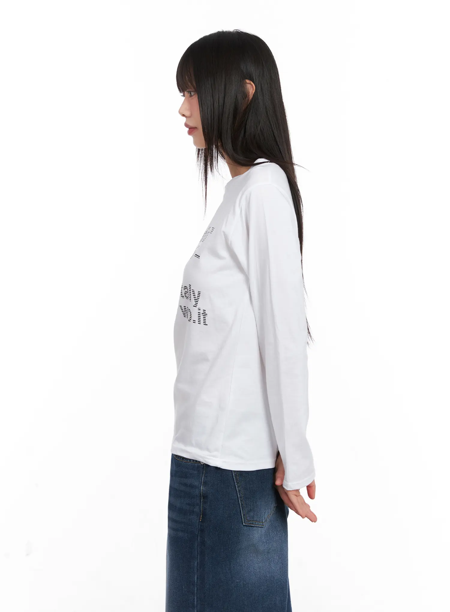 Chic Lettering Long Sleeve Tee CN521 - Image 6