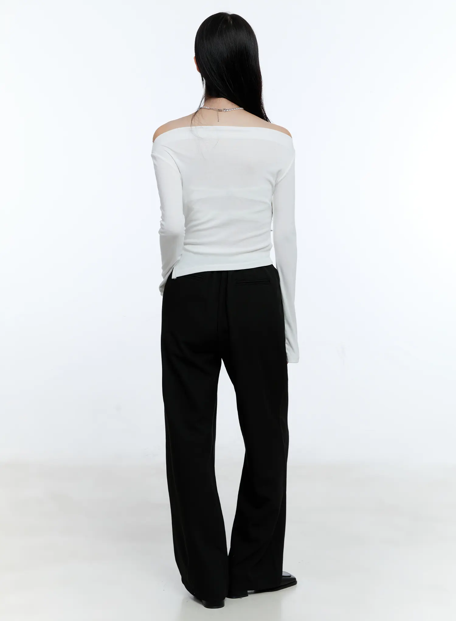 Chic Off-Shoulder Long-Sleeve Top CG512 - Image 5