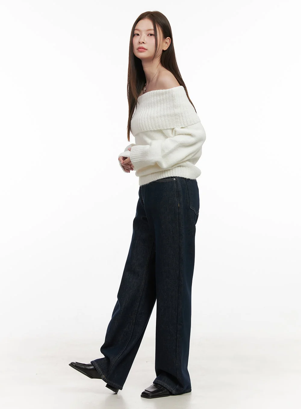 Chic Off-Shoulder Sweater OD412 - Image 3