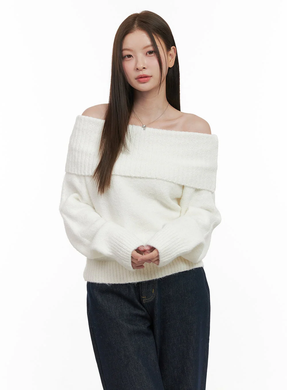 Chic Off-Shoulder Sweater OD412 - Image 8