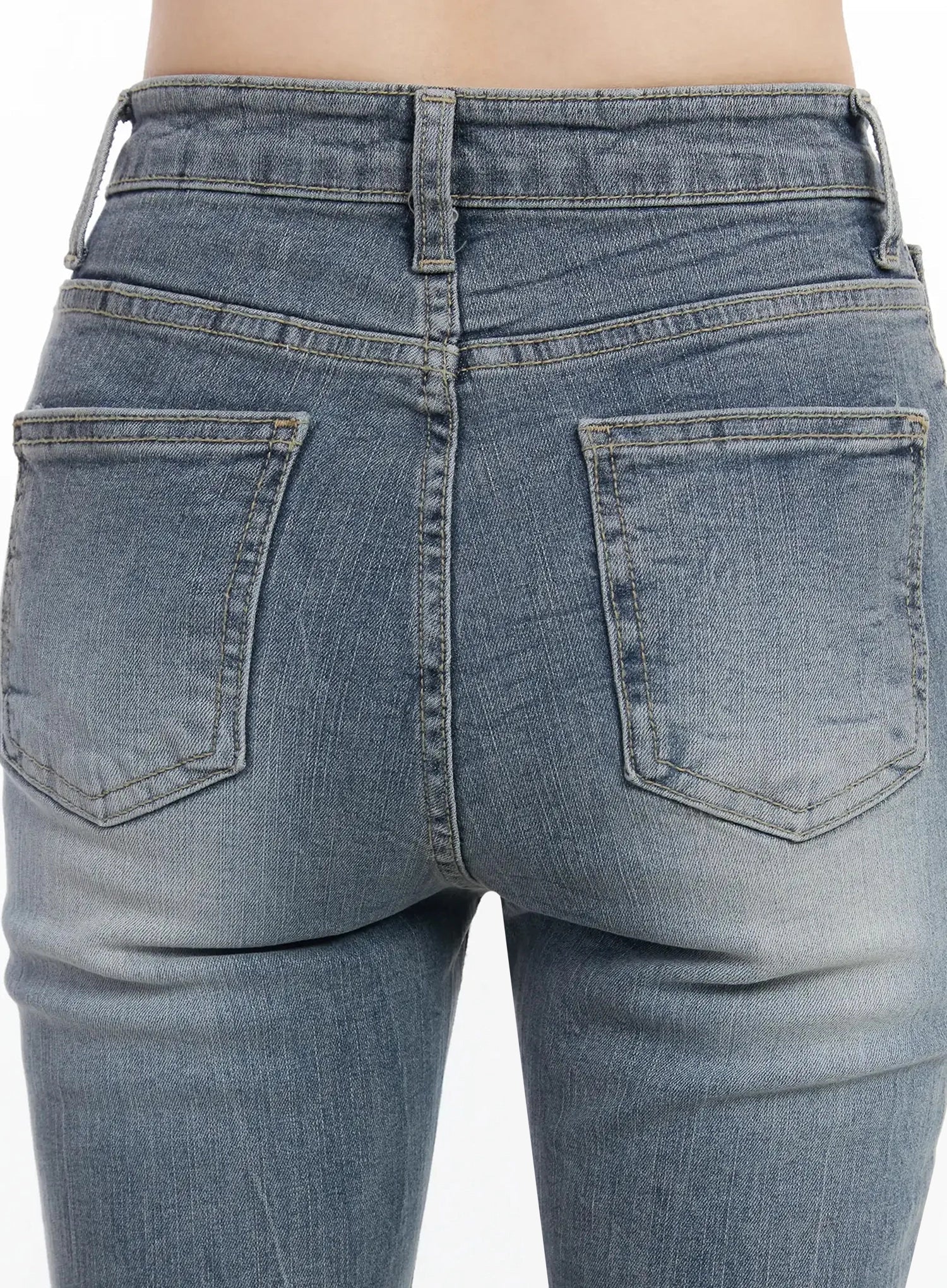 Chlo High-Rise Bootcut Jeans IM523 - Image 12