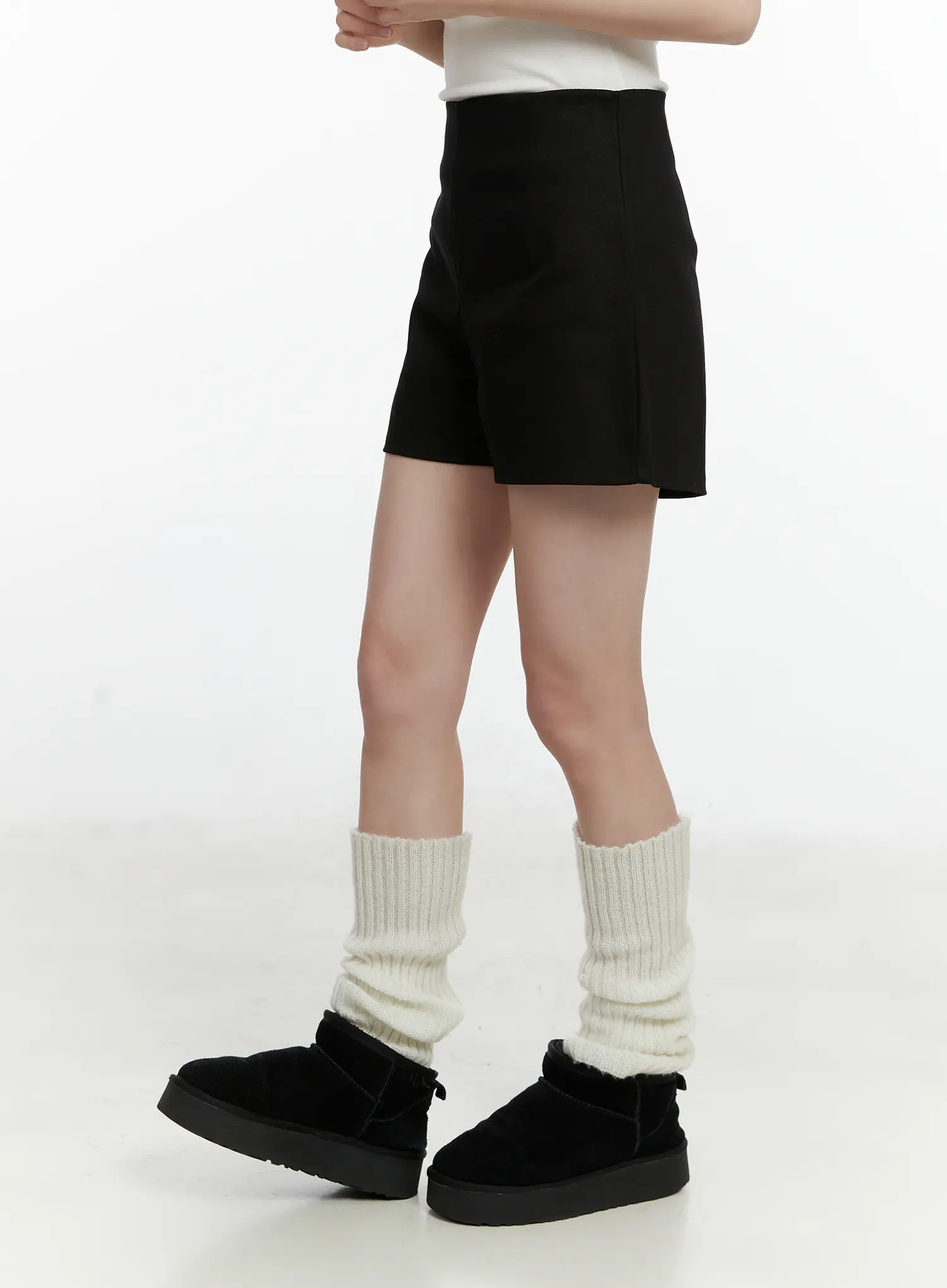 Classic High-Waist Cotton Short F502 - Image 4