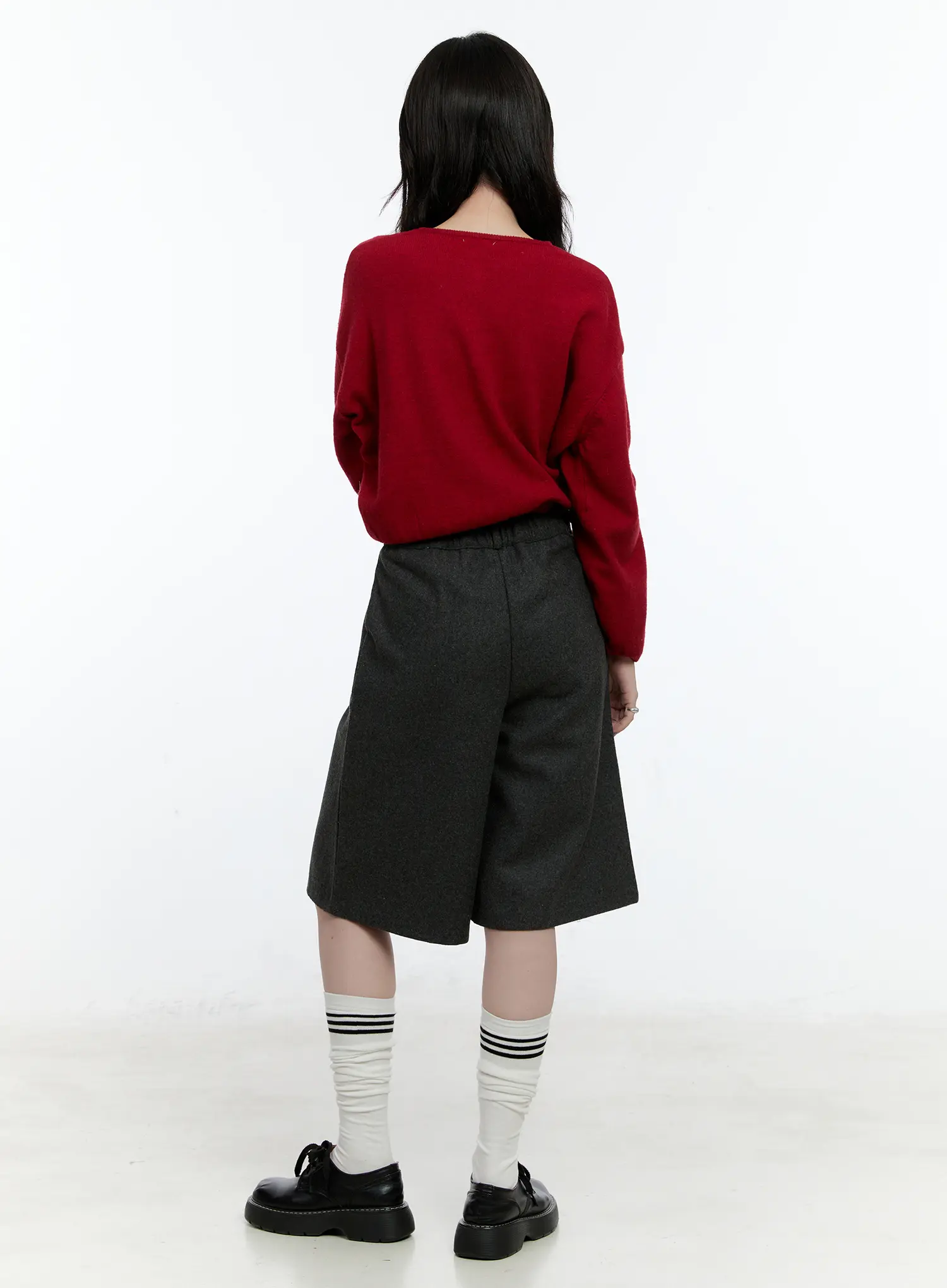 Classic Round Neck Cardigan CN517 - Image 5