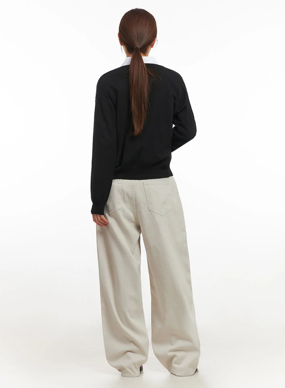 Classic Round Neck Cardigan IM513 - Image 12