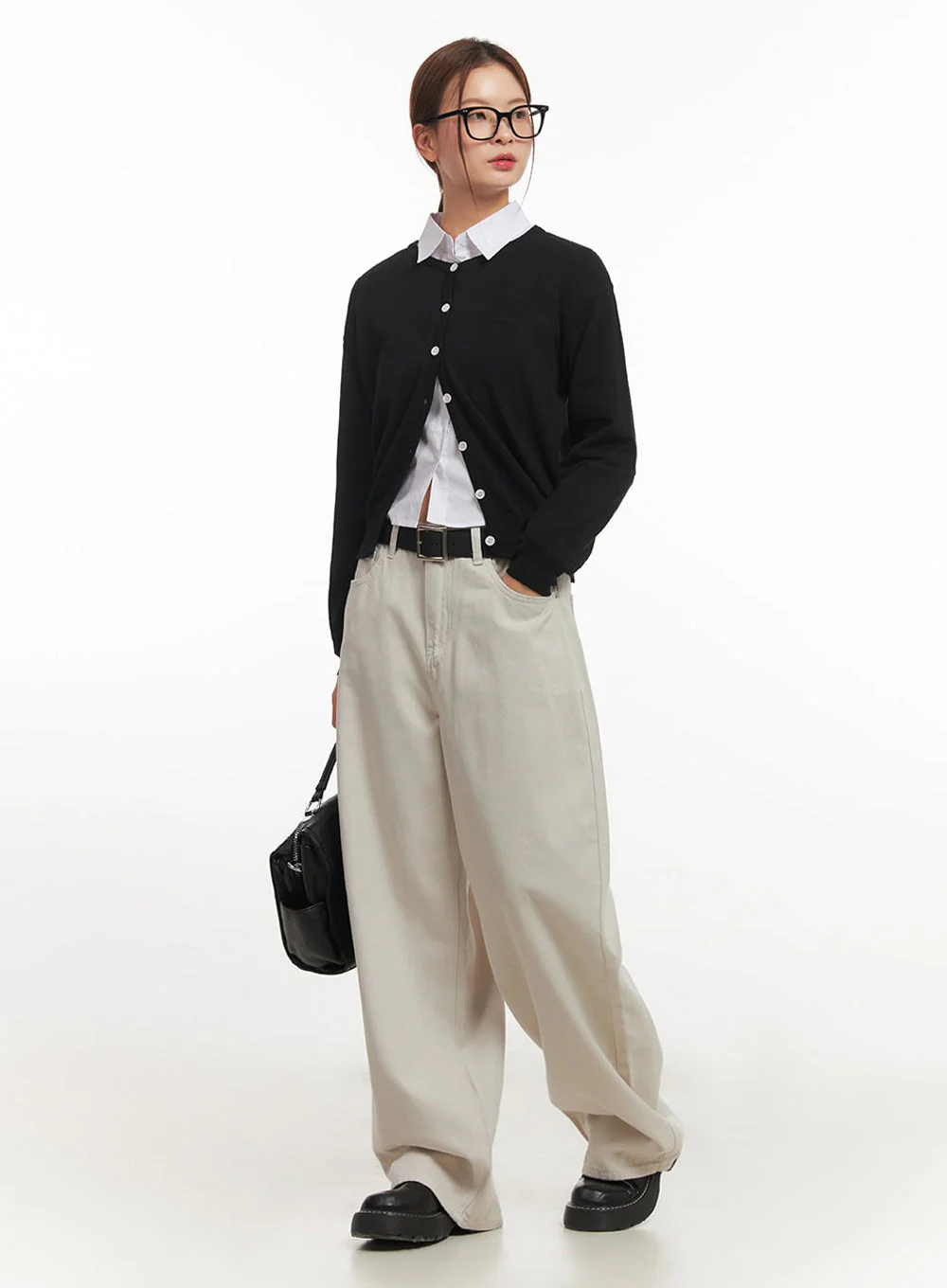 Classic Round Neck Cardigan IM513 - Image 2