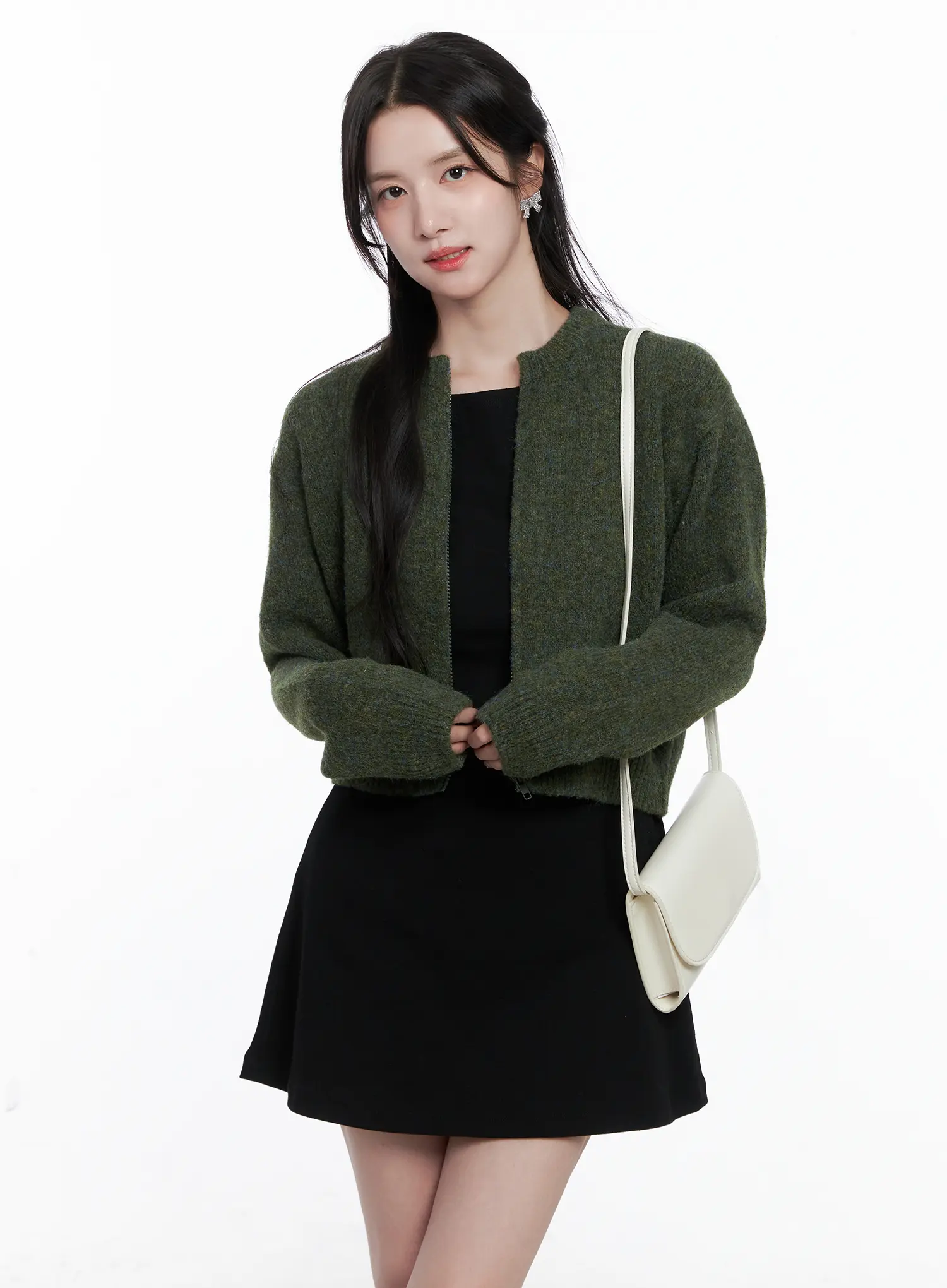 Classic Round Neck Knit Cardigan CS519