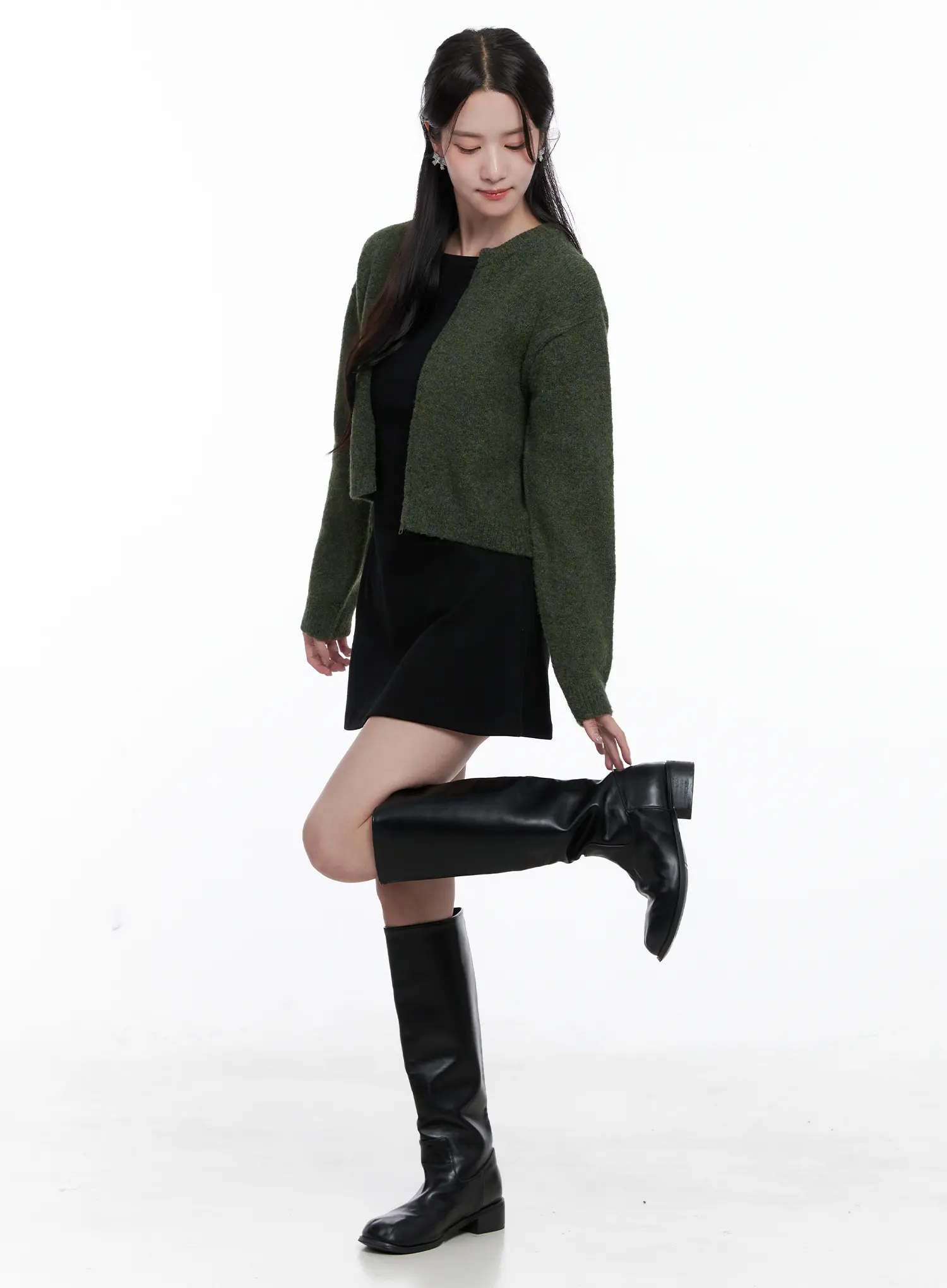 Classic Round Neck Knit Cardigan CS519 - Image 5