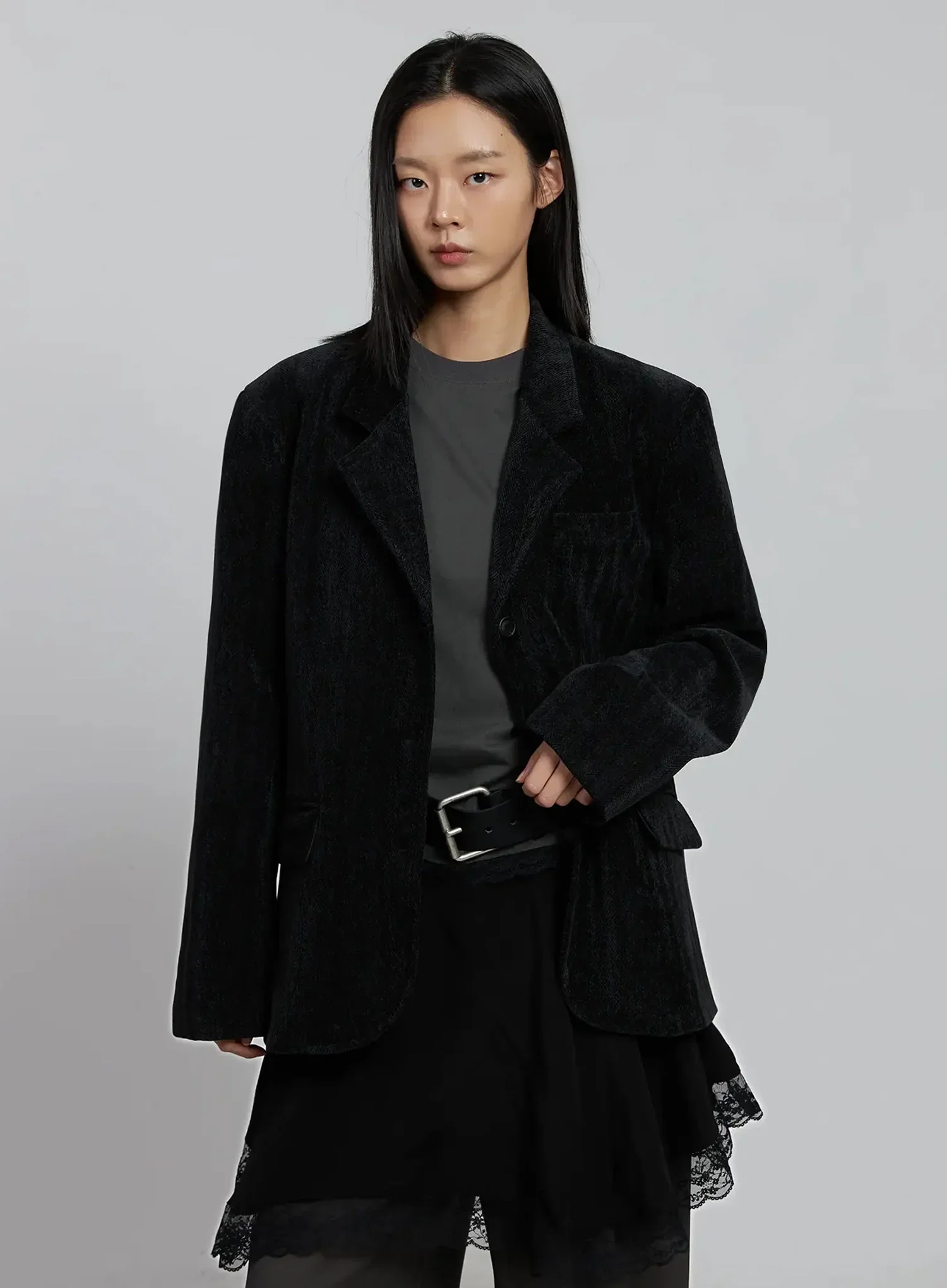 Classic Velvet Oversized Blazer IM520 - Image 6